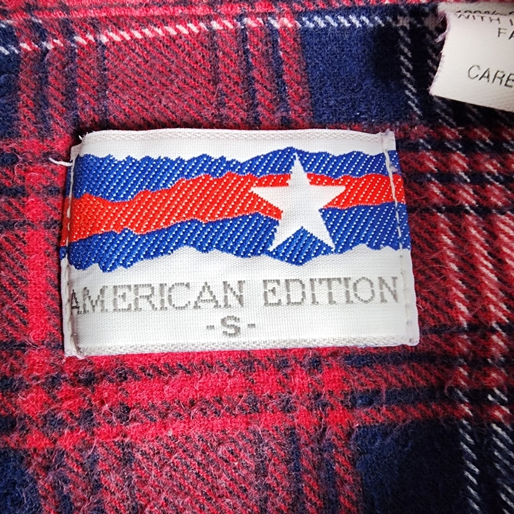 Vintage 90's American Edition Flannel View 2